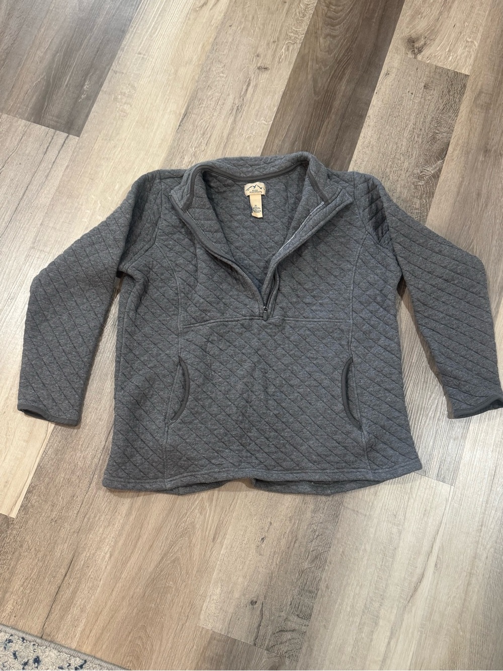 Quilted Half-Zip Pullover Sweater - Charcoal Gray